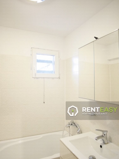Apartament cu 3 camere de inchiriat in Podu Ros