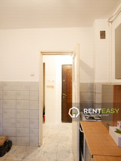 Apartament cu 2 camere nemobilat de inchiriat in Podu Ros