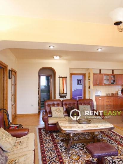 Apartament cu 3 camere la Vila in zona Moara de inchiriat