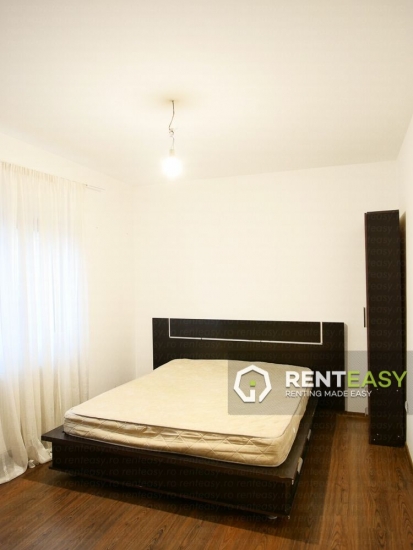 Vila 5 camere de inchiriat in Valea Lupului