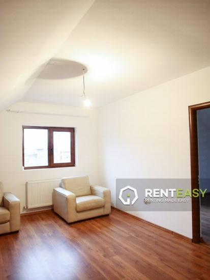 Vila 5 camere de inchiriat in Valea Lupului