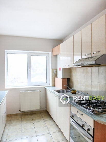 Apartament cu 3 camere de inchiriat in Metalugrie