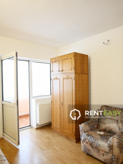 Apartament cu 3 camere de inchiriat in Metalugrie