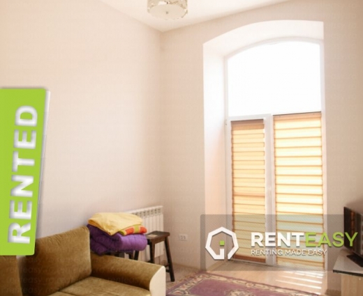 Apartament 3 camere de inchiriat in Centru pe Stefan cel Mare