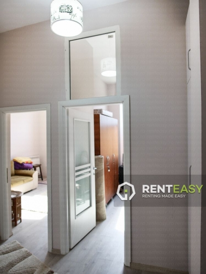 Apartament 3 camere de inchiriat in Centru pe Stefan cel Mare