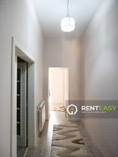 Apartament 3 camere de inchiriat in Centru pe Stefan cel Mare
