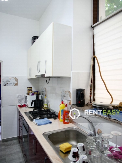 Apartament 3 camere de inchiriat in Centru pe Stefan cel Mare