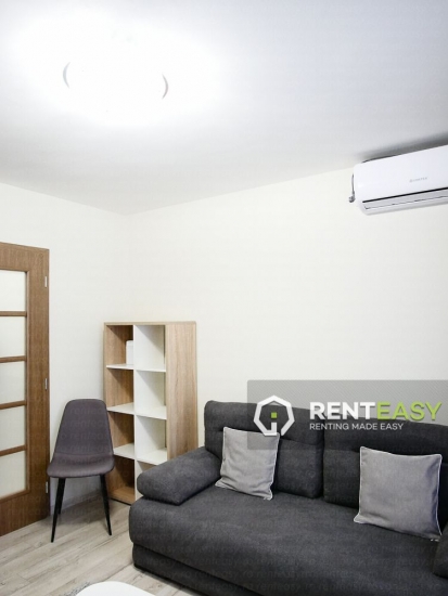Apartament cu 2 camere recent renovat in Podu Ros de inchiriat