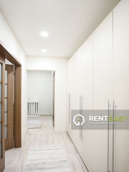 Apartament cu 2 camere recent renovat in Podu Ros de inchiriat