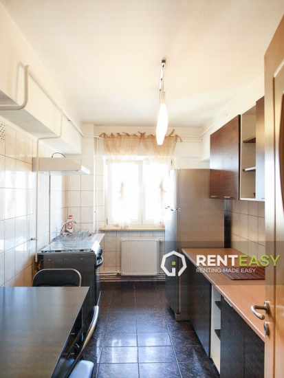 Apartament 3 camere in Centru - Stefan cel Mare de inchiriat