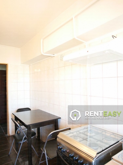 Apartament 3 camere in Centru - Stefan cel Mare de inchiriat
