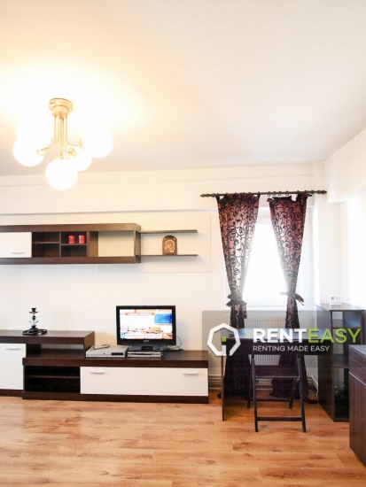 Apartament 3 camere in Centru - Stefan cel Mare de inchiriat