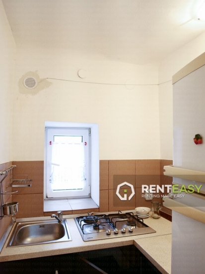Apartament cu 2 camere de inchiriat in Centru - Tarom