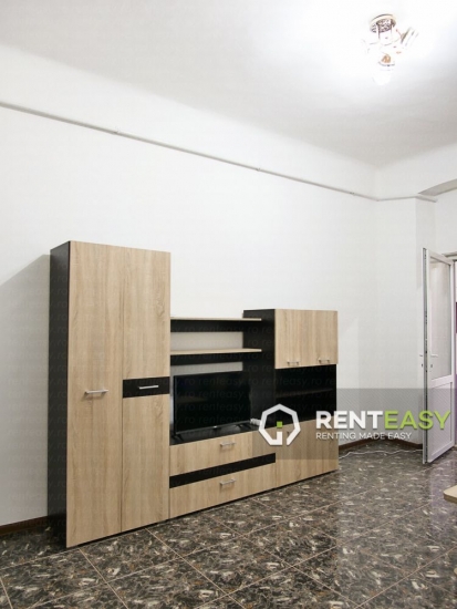 Apartament cu 3 camere la 1 minunt de UMF de inchiriat