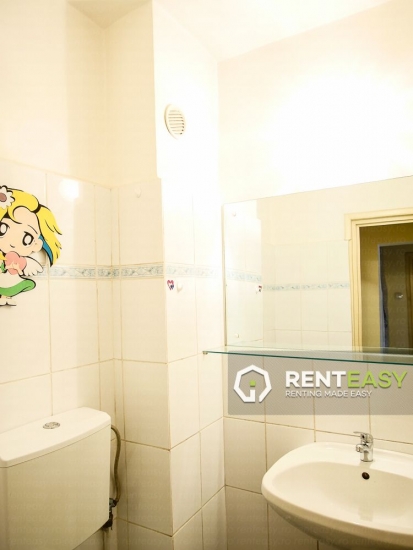 Apartament cu 3 camere de inchiriat in Podul de Fier