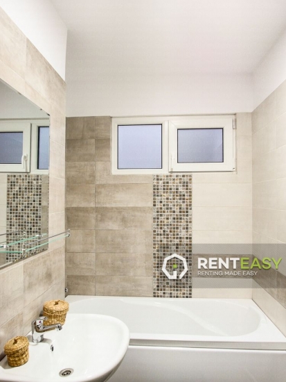 Apartament cu 2 camere proaspat renovat de inchiriat in Podu Ros