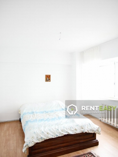 Apartament cu 4 camere de inchiriat in Centru - Stefan cel Mare