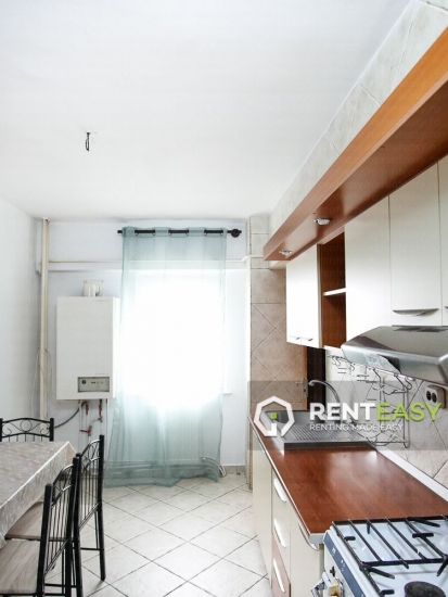 Apartament cu 4 camere de inchiriat in Centru - Stefan cel Mare
