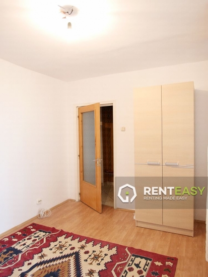 Apartament cu 4 camere de inchiriat in Centru - Stefan cel Mare