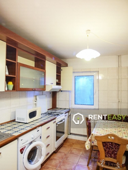 Apartament cu 3 camere de inchiriat in zona Palas Mall
