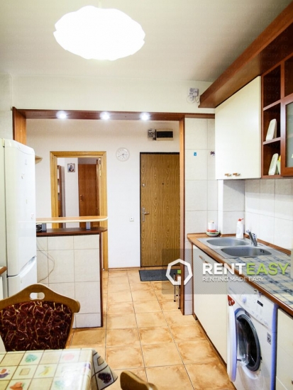 Apartament cu 3 camere de inchiriat in zona Palas Mall