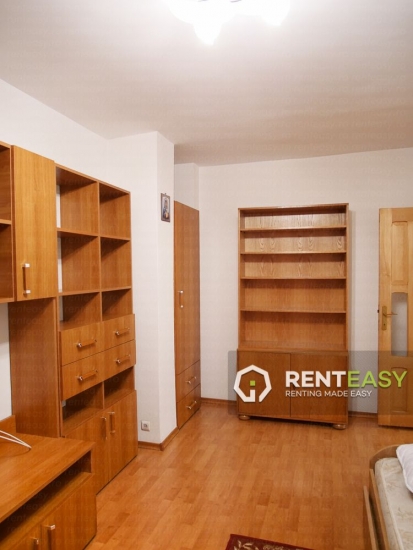 Apartament cu 3 camere de inchiriat in zona Palas Mall