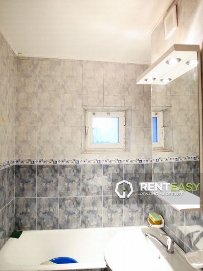 Apartament cu 3 camere de inchiriat in zona Palas Mall