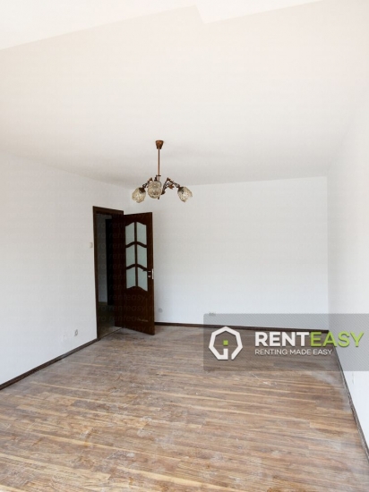 Apartament nemobilat cu 3 camere de inchiriat in Centru - Cuza Voda