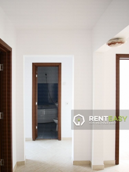 Apartament nemobilat cu 3 camere de inchiriat in Centru - Cuza Voda