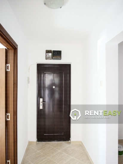 Apartament nemobilat cu 3 camere de inchiriat in Centru - Cuza Voda