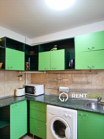 Apartament cu 2 camere zona Podu Ros de inchiriat