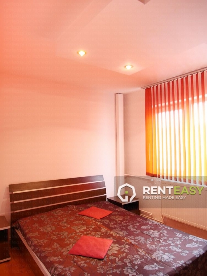 Apartament cu 2 camere zona Podu Ros de inchiriat