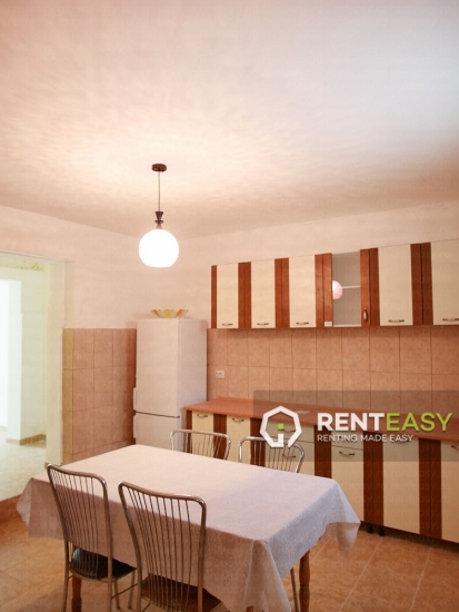 Casa 3 camere in Pacurari de inchiriat