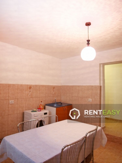 Casa 3 camere in Pacurari de inchiriat