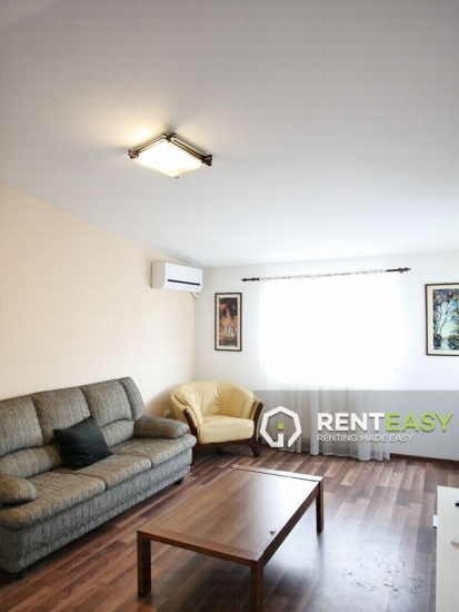 Apartament 3 camere in bloc nou Podul de Fier de inchiriat
