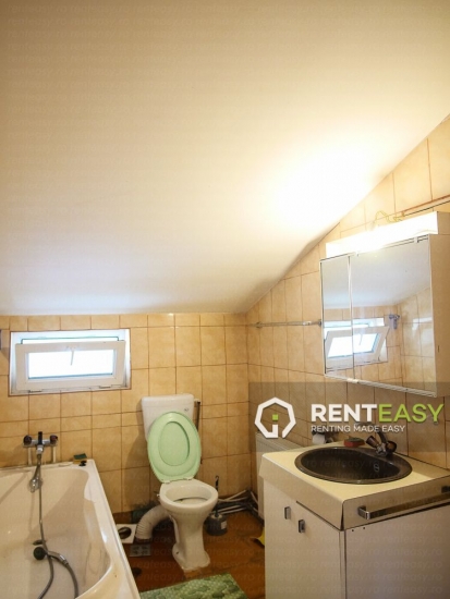 Apartament cu 3 camere de inchiriat - Targusor Copou