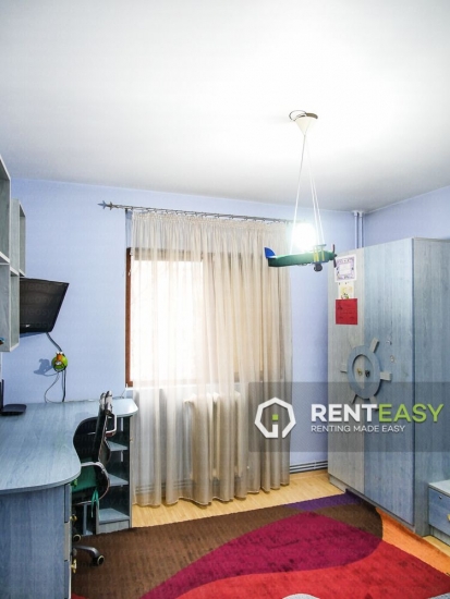 Apartament cu 2 camere Podul de Fier de inchiriat