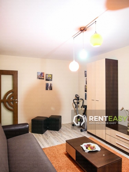 Apartament cu 2 camere Podul de Fier de inchiriat