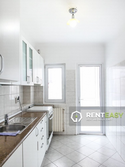Apartament cu 3 camere de inchiriat la 1 minut de UMF