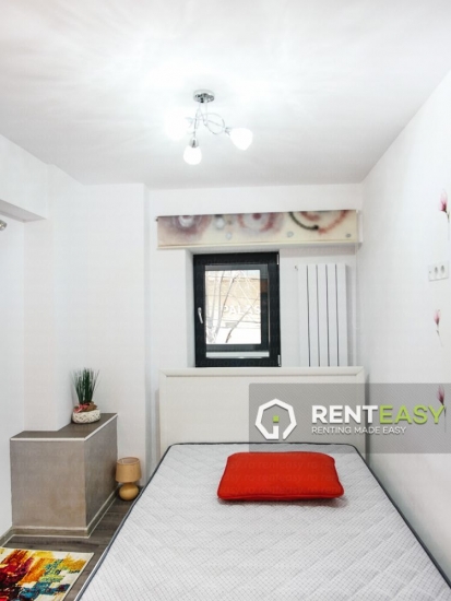 Apartament 3 camere de inchiriat in zona Palas