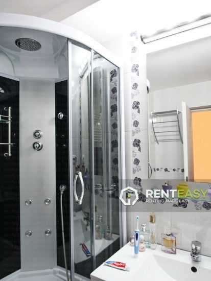 Apartament 3 camere de inchiriat in zona Palas