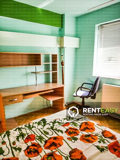 Apartament 3 camere pentru inchiriat in Centru - Moldova Center