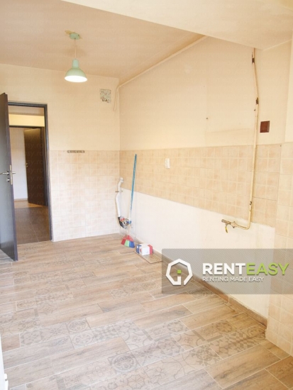 Apartament spatios cu 2 camere de inchiriat in zona Centrala