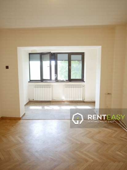 Apartament spatios cu 2 camere de inchiriat in zona Centrala