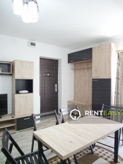 Apartament cu 2 camere de inchiriat in bloc nou, zona Centrala