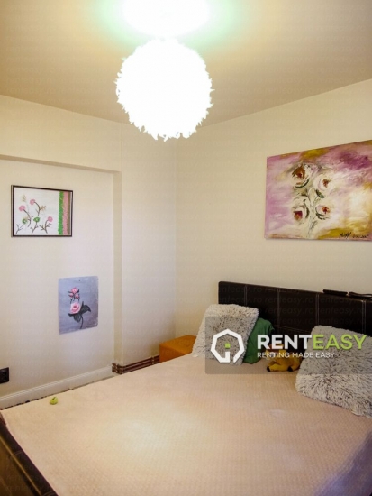 Apartament cu 3 camere pentru inchiriat pe Bld. Independentei