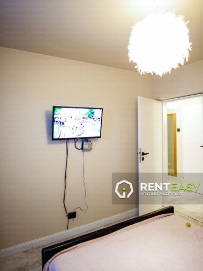 Apartament cu 3 camere pentru inchiriat pe Bld. Independentei