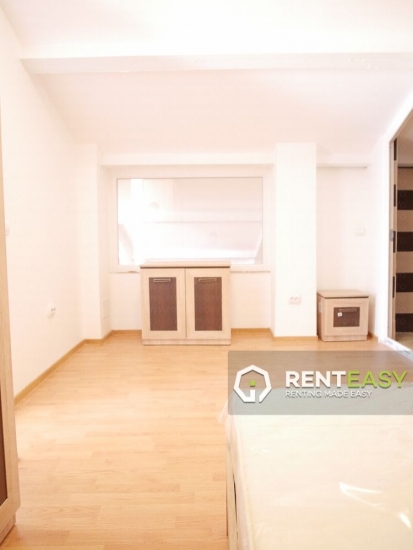 Apartament cu 4 camere de inchiriat in Pacurari