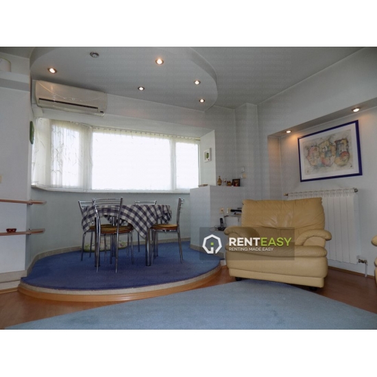 Apartament spatios cu 3 camere pentru inchiriat in Pacurari