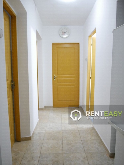 Apartament cu 2 camere pentru inchiriat in zona Moldova Mall